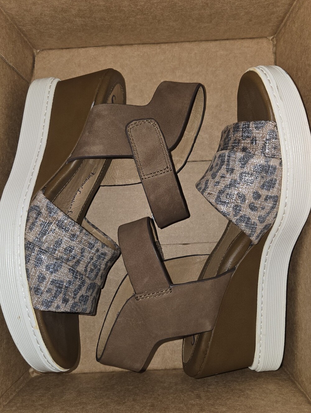 Sofft Womens Brown Leopard Print Leather Wedge Sandals SF0046806 Size 8M Boho - Picture 10 of 11